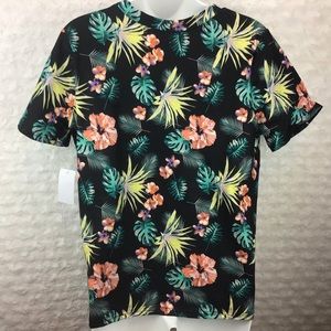 Justify Tops - NWT Justify California Floral Blouse Top size L Justify Tops - NWT Justify California Floral Blouse Top size L